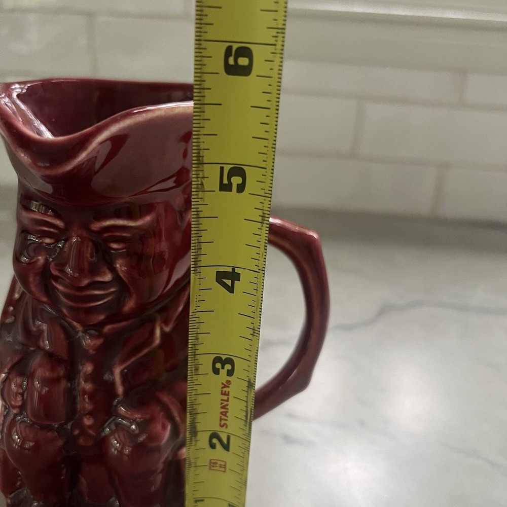 Vintage Shawnee Pottery Toby Mug Maroon 5.25" Colonial Man - Picture 4 of 4